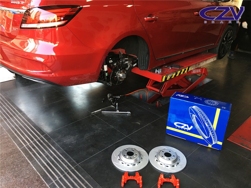 Challenge Hondas new civic - MG6 rear wheel upgrade CZV increase disc