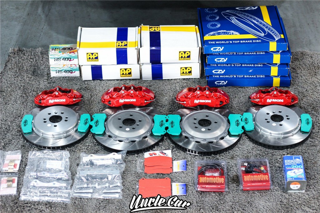 Mercedes-Benz new R320 modified AP Racing six brakes after the first six